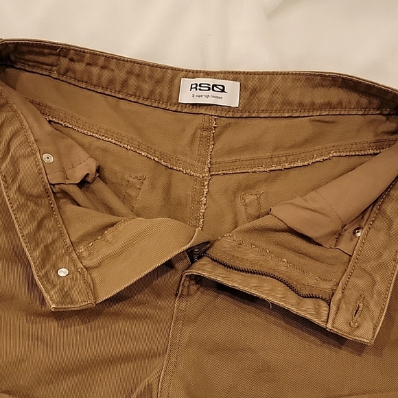 RSQ Super High Rise Jean Shorts - Picture 7 of 8